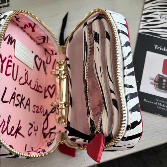 Trish McEvoy Makeup Planner - Picture 3 of 10